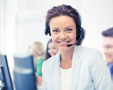 呼叫中心帮助热线运营商与耳机呼叫中心热线接线员,耳机呼叫中心图片